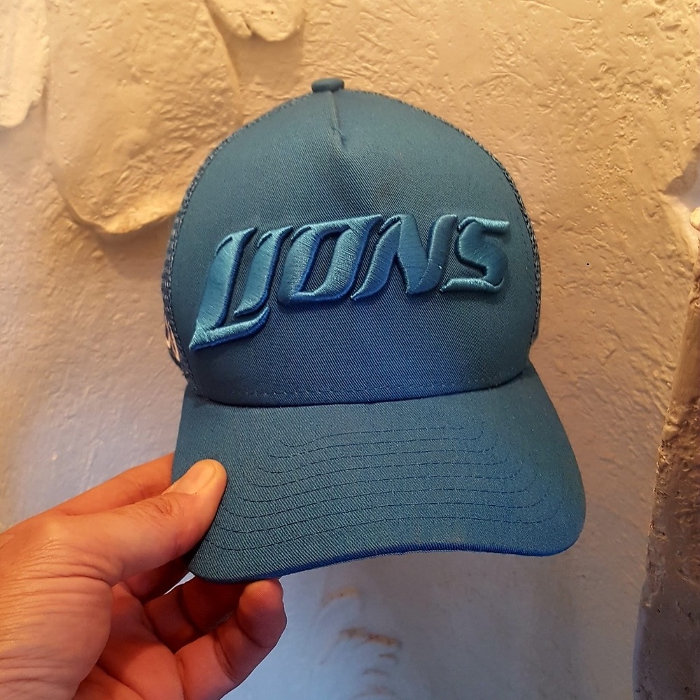 NFL Lions All Blue Stitched logo mesh cap